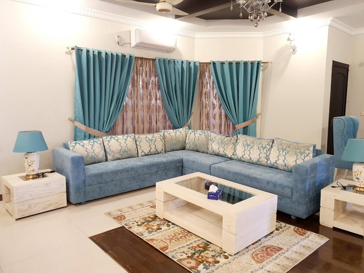Royal Villa F-10/2 Islamabad Exterior foto