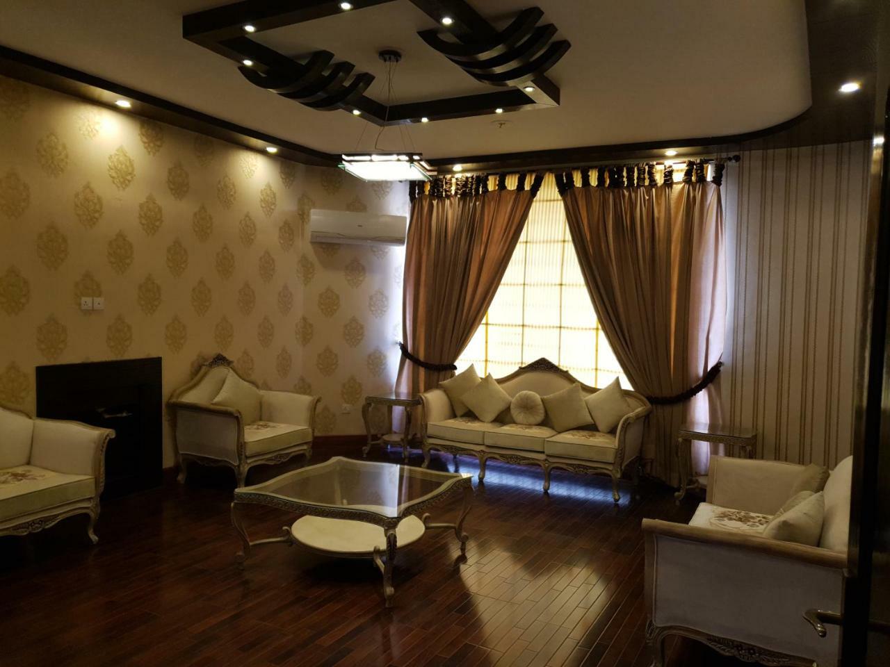 Royal Villa F-10/2 Islamabad Exterior foto